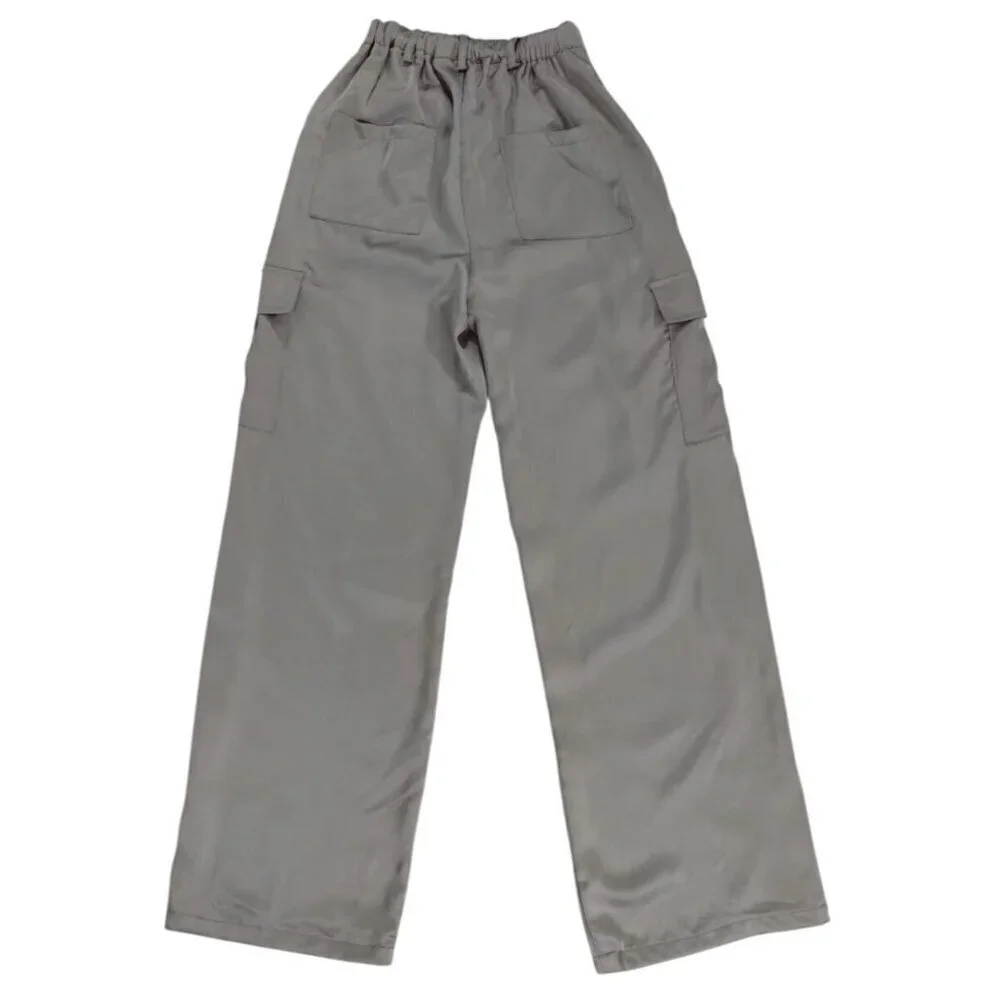 Good Luck Gem girls Gray Elastic Waist Cargo Pants With Pockets Medium.